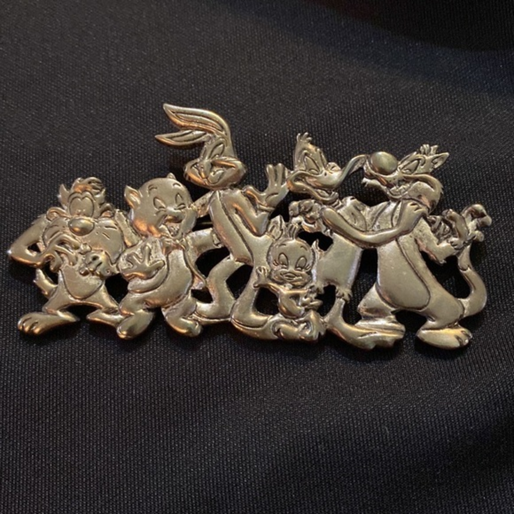 Vintage 1994 WB Looney Tunes Laughing Row Character Brooch Pin Bugs Taz